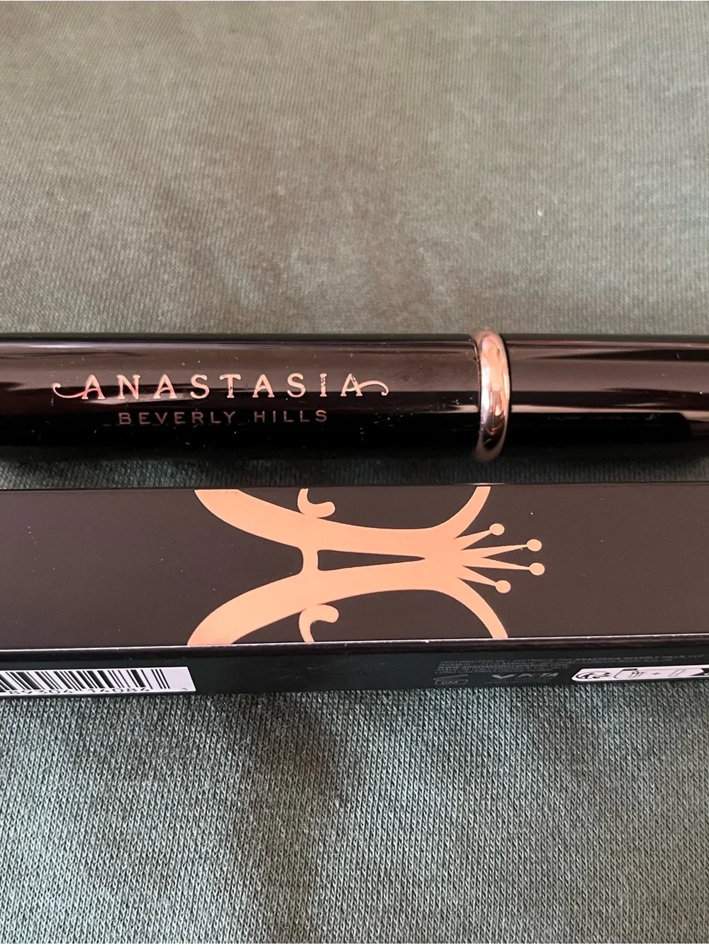 Women Full Size Luxe Mascara